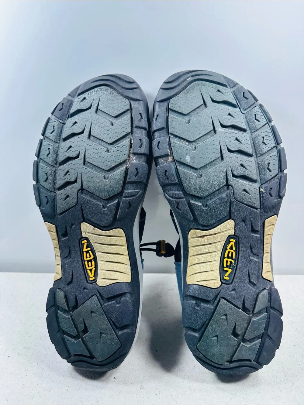 KEEN Sandals Mens Sz 13 Newport H2 Fisherman Green Waterproof